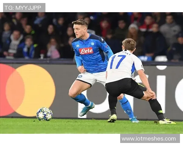 泽林斯基强调球队实力与连续性目标努力争取赛季领先地位