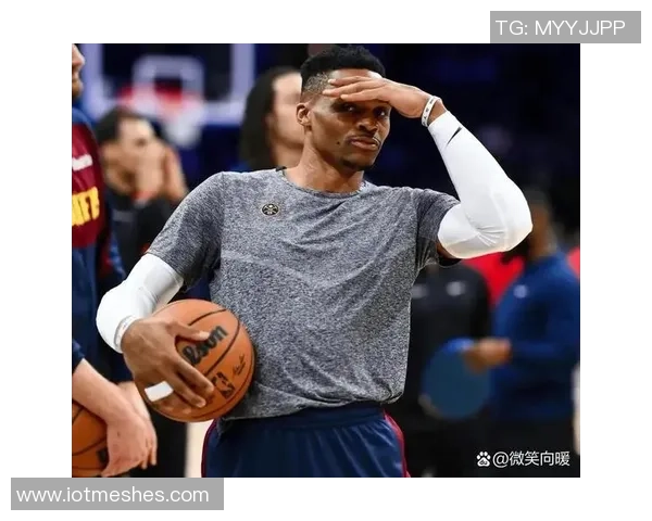 掘金队在加时赛中逆转胜利更衣室内欢庆艰难胜利的喜悦时刻