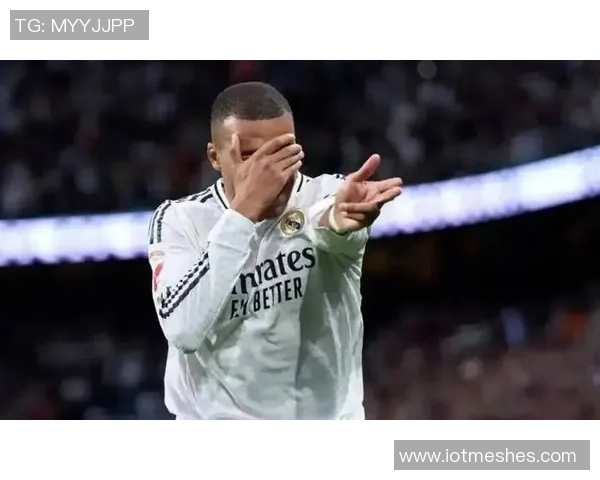 舍甫琴科盛赞姆巴佩称其金球奖指日可待是当代顶尖球员之一