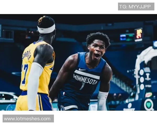 爱德华兹下半场狂砍24分全场39分助球队锁定胜局关键三分成决定性因素