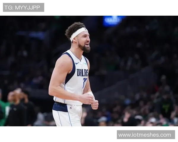 克莱表现略显不足12投5中三分9投3中贡献13分2断正负值11